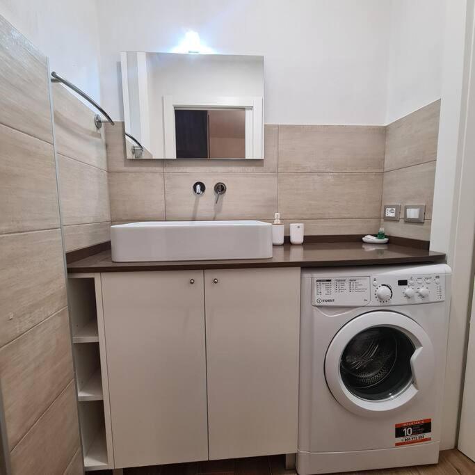 Apartment Garibaldi ปาเวีย ภายนอก รูปภาพ