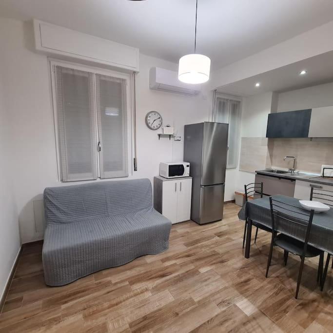 Apartment Garibaldi ปาเวีย ภายนอก รูปภาพ